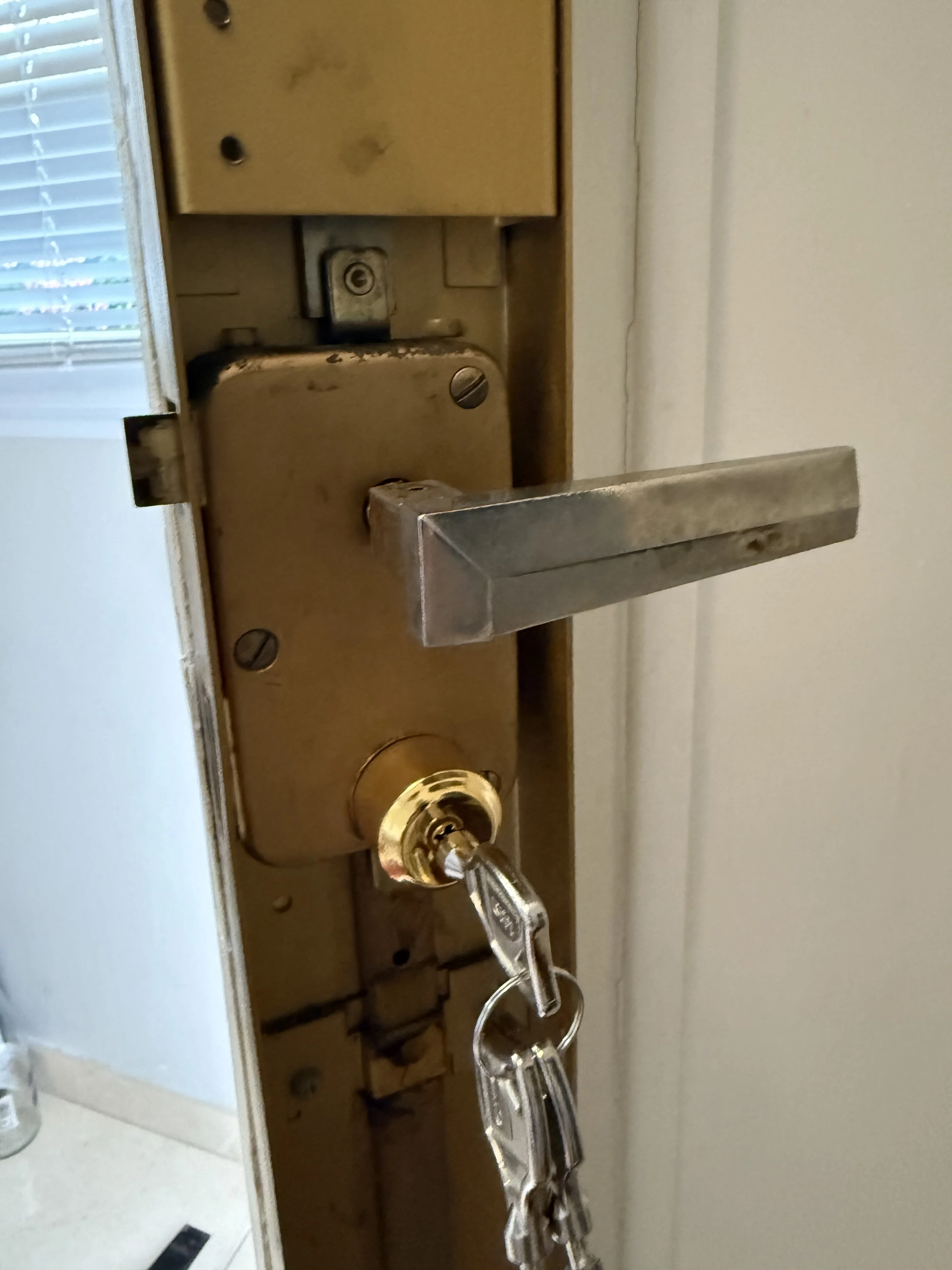 Nouveau jeu de cylindres posé sur serrure Cavith à Hem